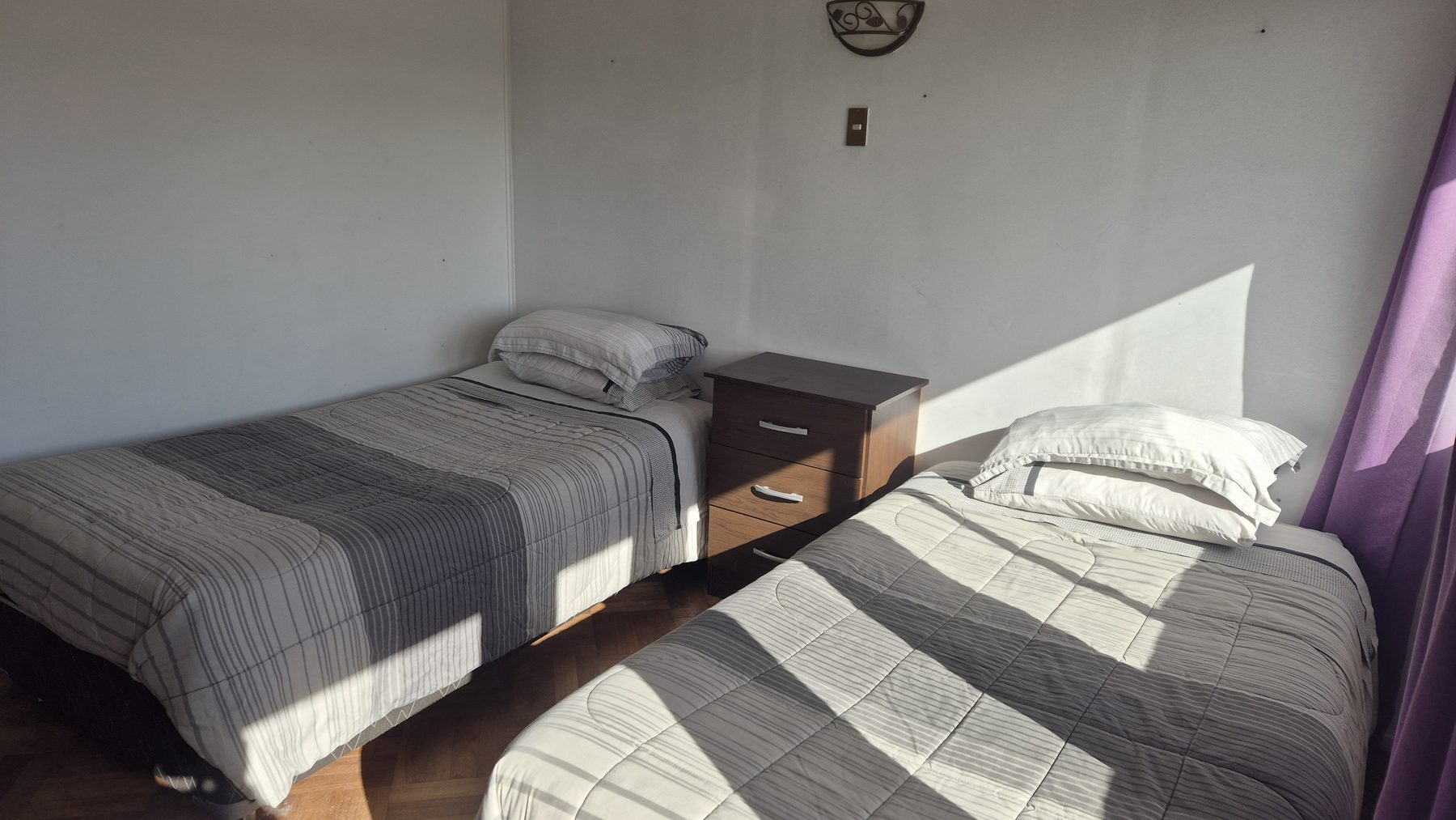 Habitaciones Dobles y Triples — Hostal Vivo Concepción